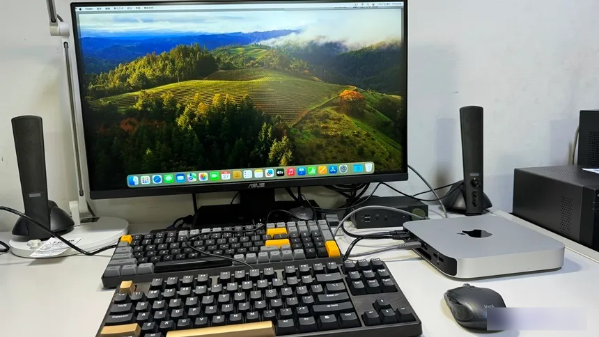 BTS教育方案买了人生第一台的 Mac Mini M2 电脑