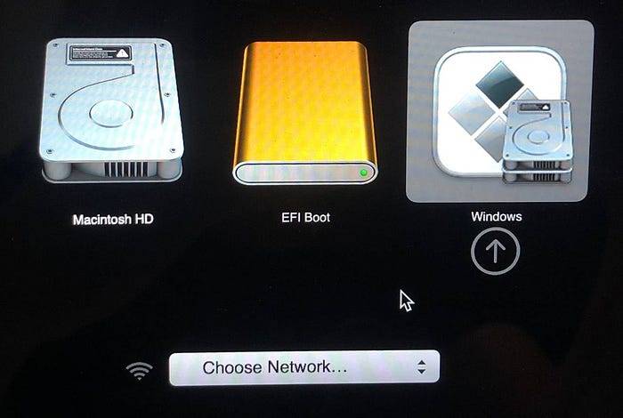 在 MacOS 通过 BootCamp 辅助程序和 USB 驱动器安装 Windows 10 完整教学