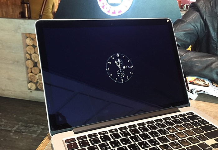 将Apple Watch的表面时钟，变成MAC的屏幕保护程序