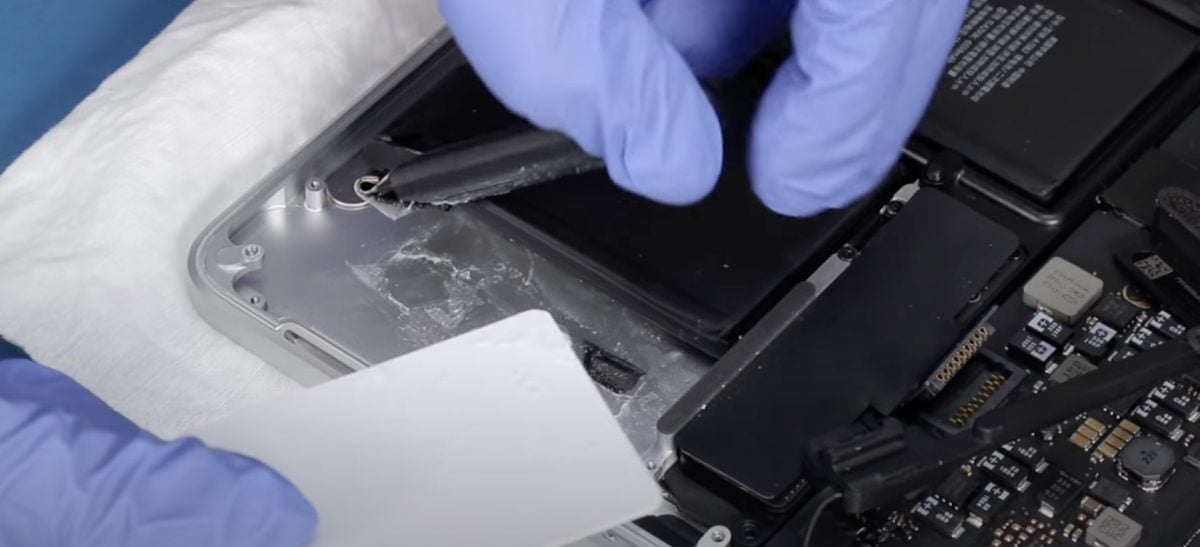 MacBook 更换电池 电池维修