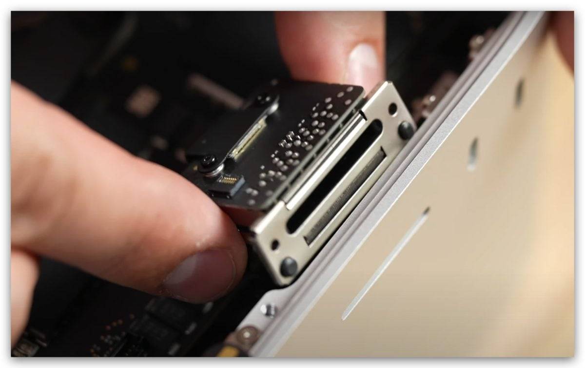 真正的 Mac Studio 开箱：拆开机身一窥 M1 Ultra 实际的样子