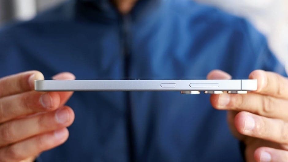 三星正研发iPhone 17 Air山寨机，S25 Slim疑似致敬苹果手机 1