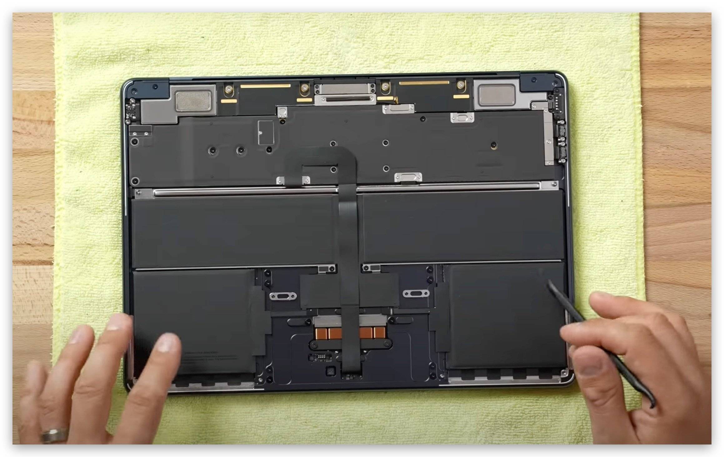 M2 MacBook Air 读写 SSD 降速 闪存