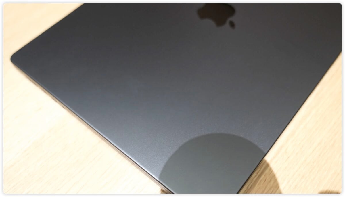 太空灰 太空黑 银色 MacBook Pro M3 Pro M3 Max