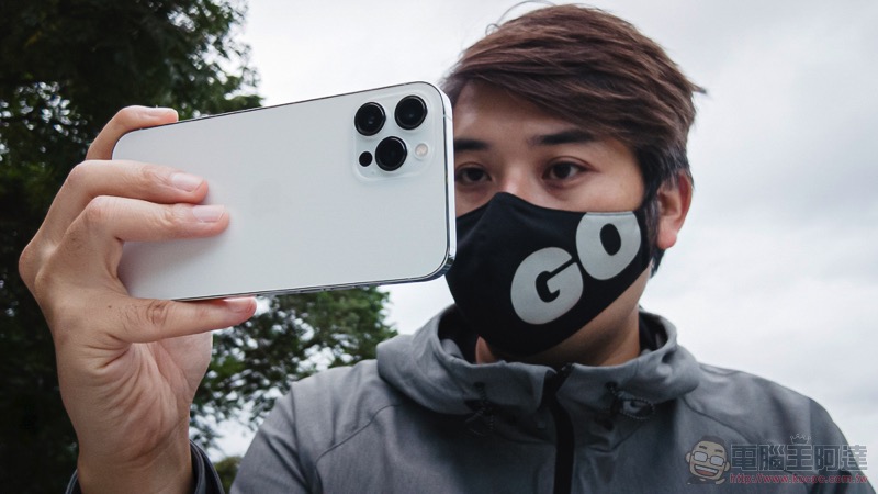 iPhone 也能有专业相机的曝光补偿转盘？教你怎么轻鬆启动