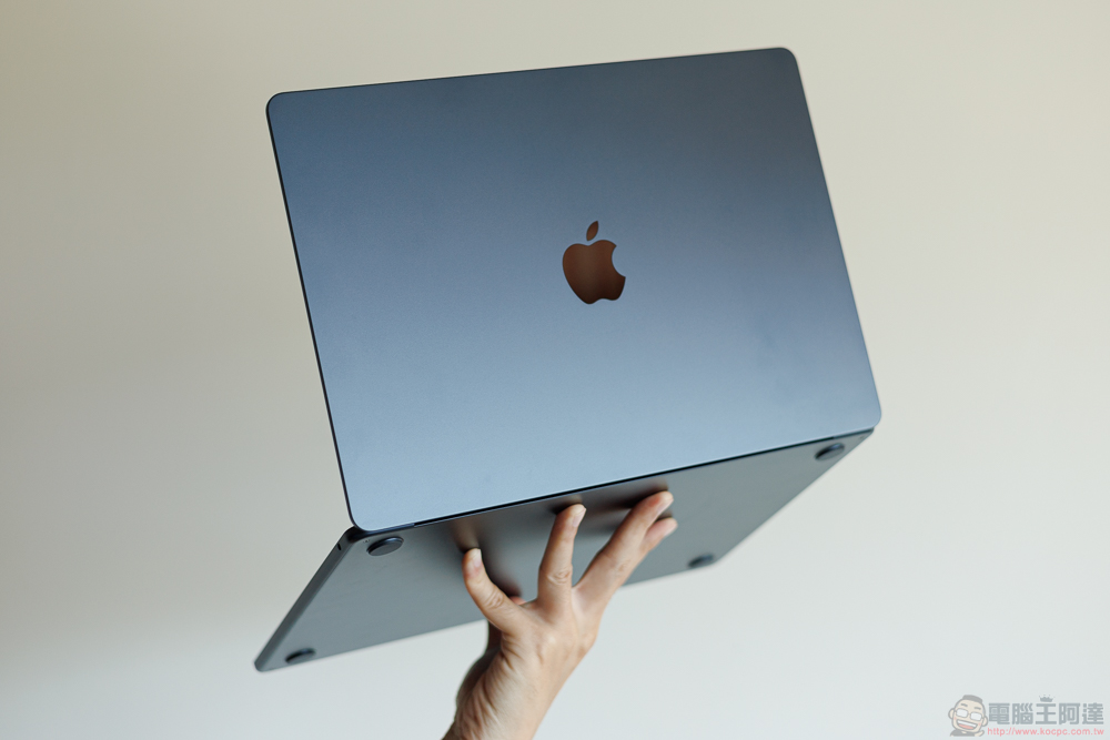 M4 MacBook Air 跑分已现身 Geekbench 数据库，大约跟标准版 MacBook Pro 差不多 - 麦克哥