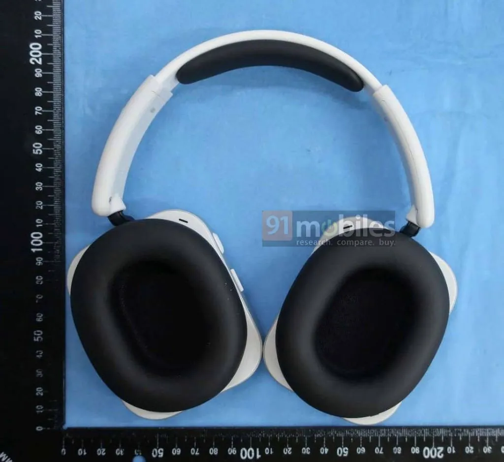 Nothing Headphone （1） 照片流出，透明 cassette 带头戴耳机