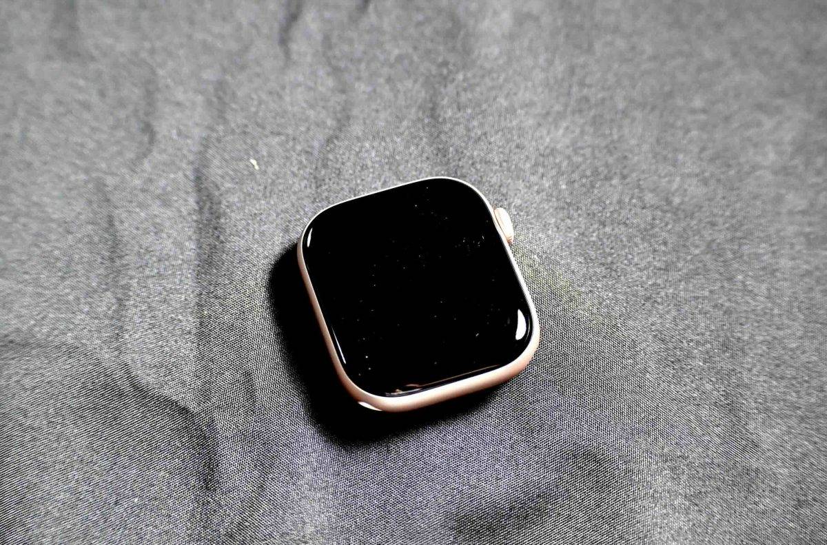 Apple Watch Series 10使用心得分享：更大、更薄、更具传统表风格，同场加映购买建议