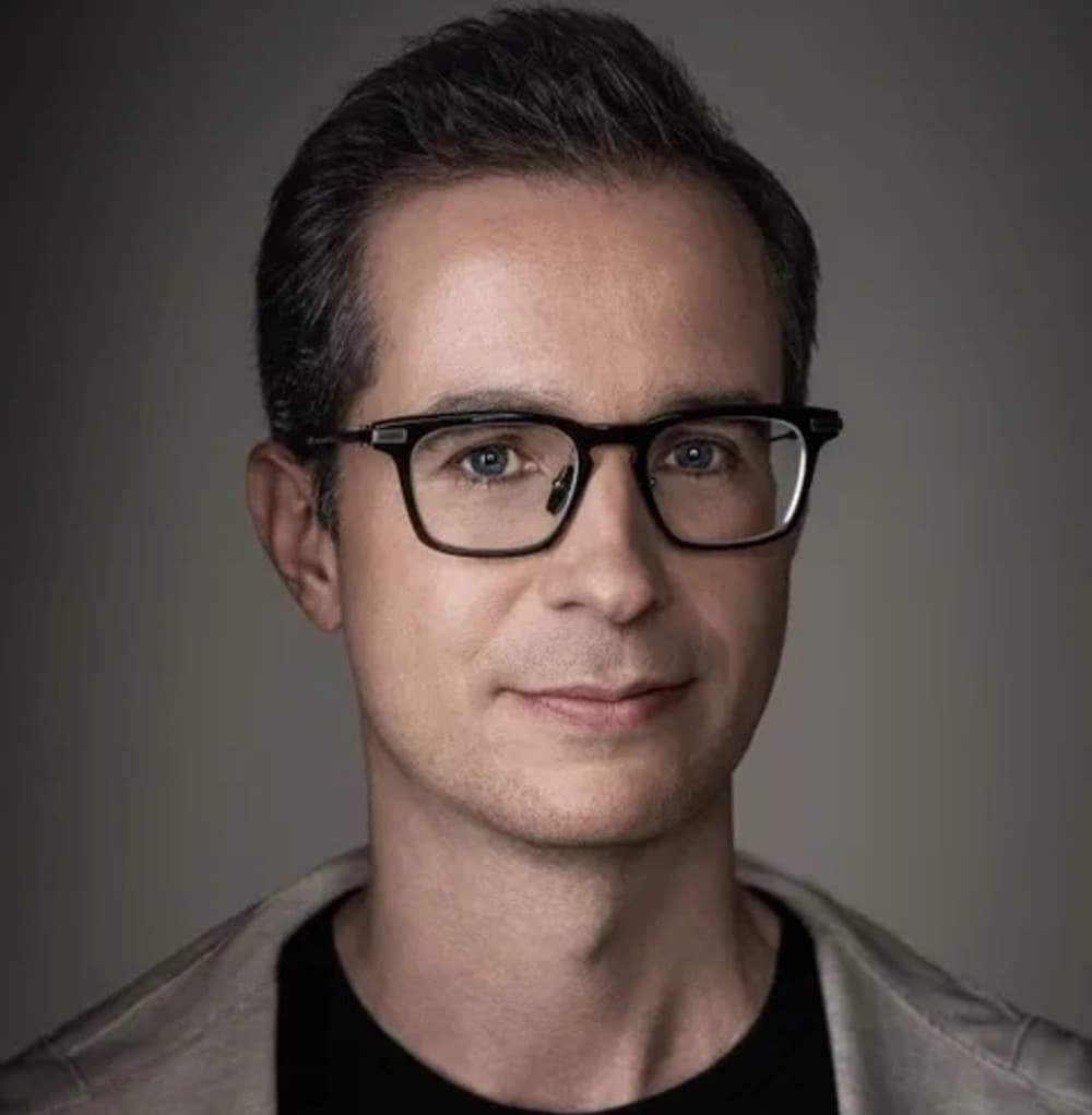 apple vp alan dye joins meta ai design a2